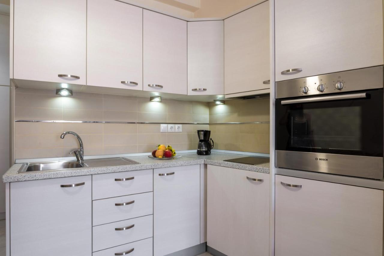 Rouchotas Apartments Аргостоліон Екстер'єр фото