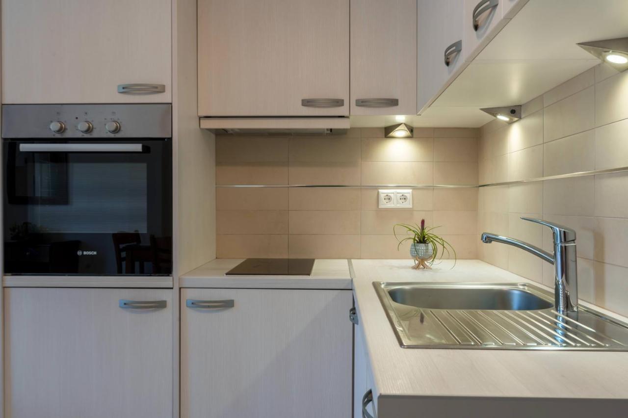 Rouchotas Apartments Аргостоліон Екстер'єр фото
